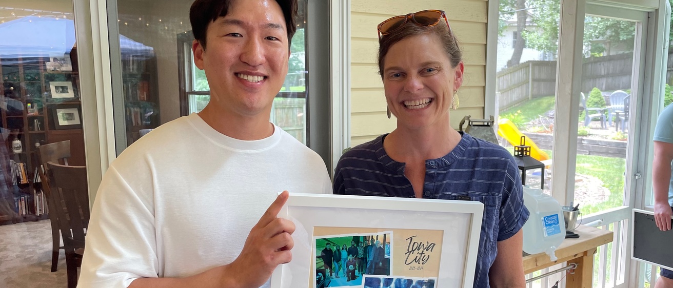 Michelle Voss and Myungjin Jung